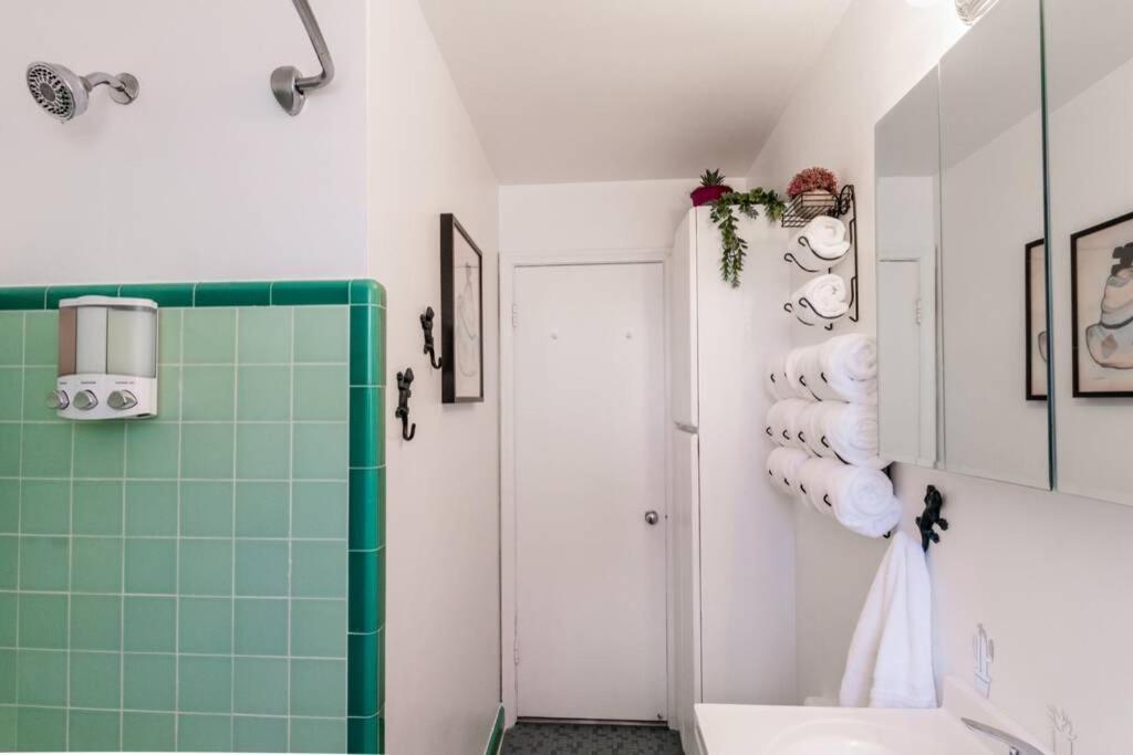 Ski - Explore - Relax - Cozy Beds, Tv & Wi-Fi Apartment Salt Lake City Exterior photo