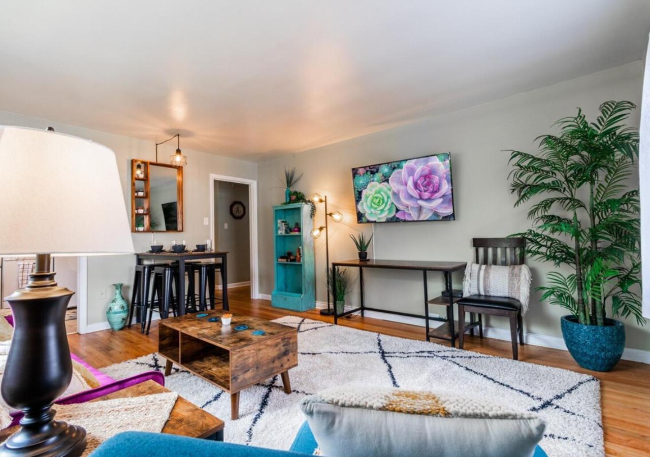 Ski - Explore - Relax - Cozy Beds, Tv & Wi-Fi Apartment Salt Lake City Exterior photo